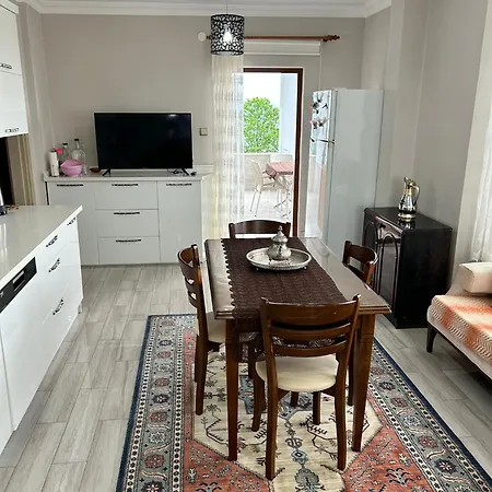Tasli Apartment